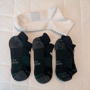 NWOT: Bombas Golf Ankle Socks